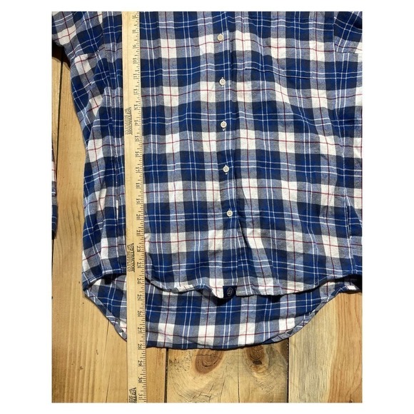Women's Lauren James Boyfriend Flannel button up shirt. Blue Plaid. Size Small. - Picture 3 of 5